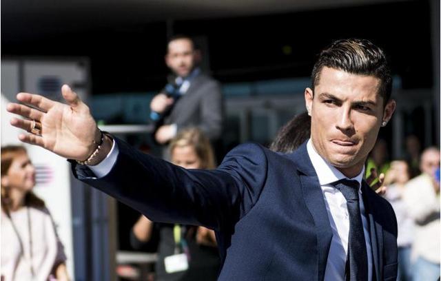 韦瑟斯庞25+9+6 米奇23+15 深圳力克青岛