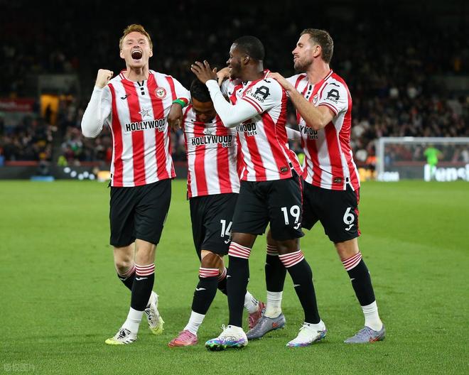 个人能力相当有限，老熟人竟然还能在火箭二队担任后场核心？