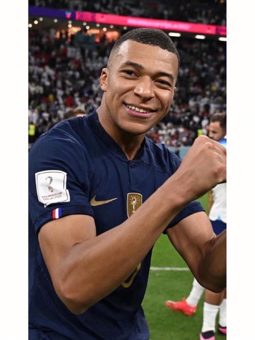 采集花香和天气？小人国的世界脑洞大开！