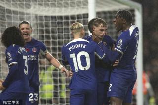 弗兰克：我没有被球迷的嘘声和口号伤害；桑德兰近期表现很出色