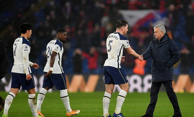 女性在电竞！从玩家变成LCK全球制作人