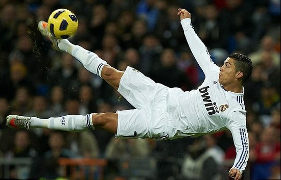 独行侠3换1交易悬了！浓眉伤停引发联动风波